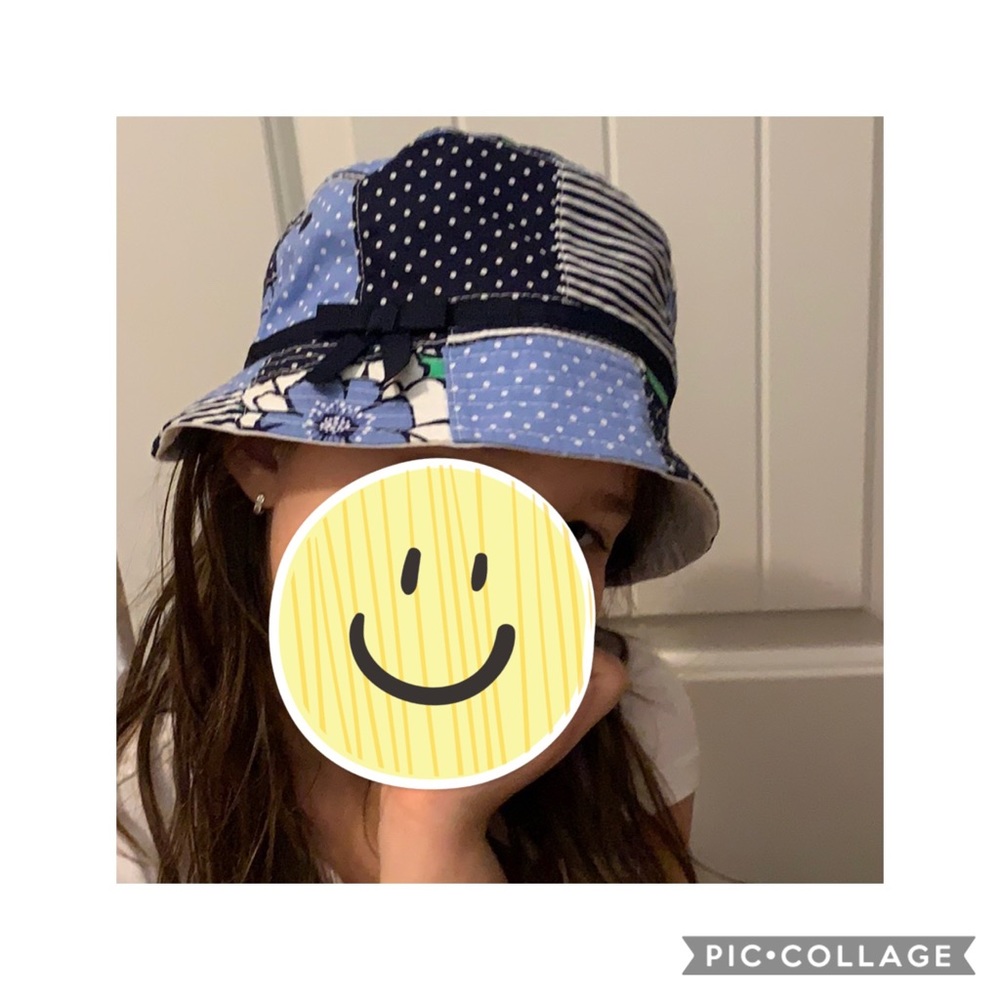 Gymboree bucket style hat